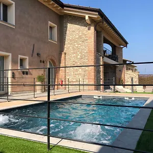 https://villa-fontanelle-gardapartments.it-lombardy.com