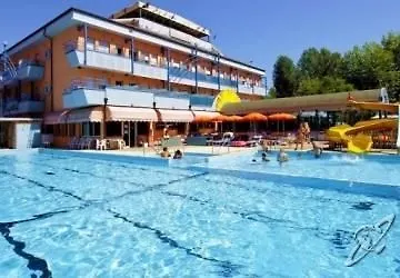 Hotel Serenissima Village Cesenatico